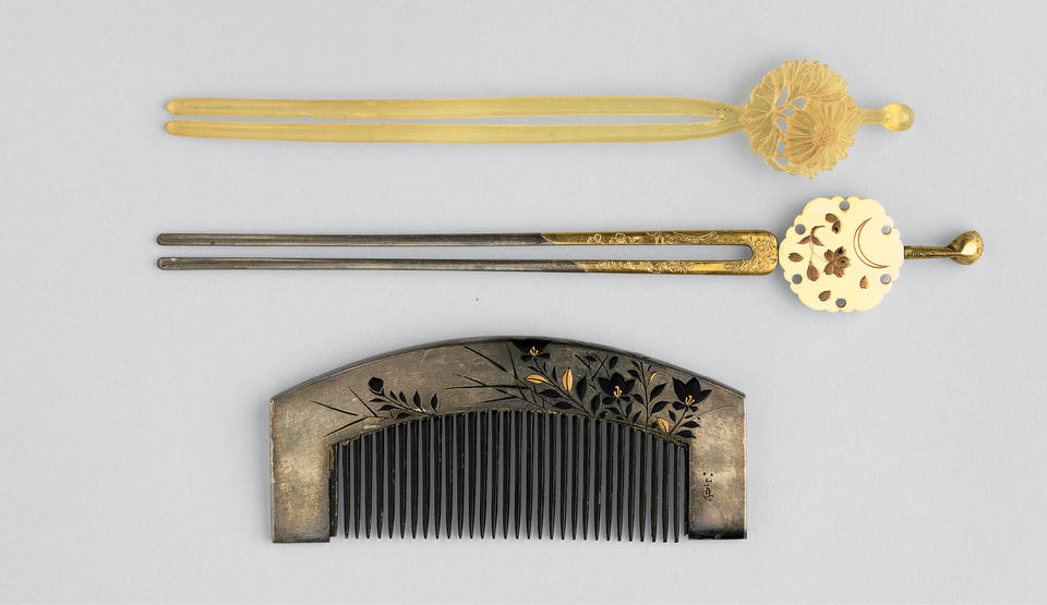 Hair pins and comb
